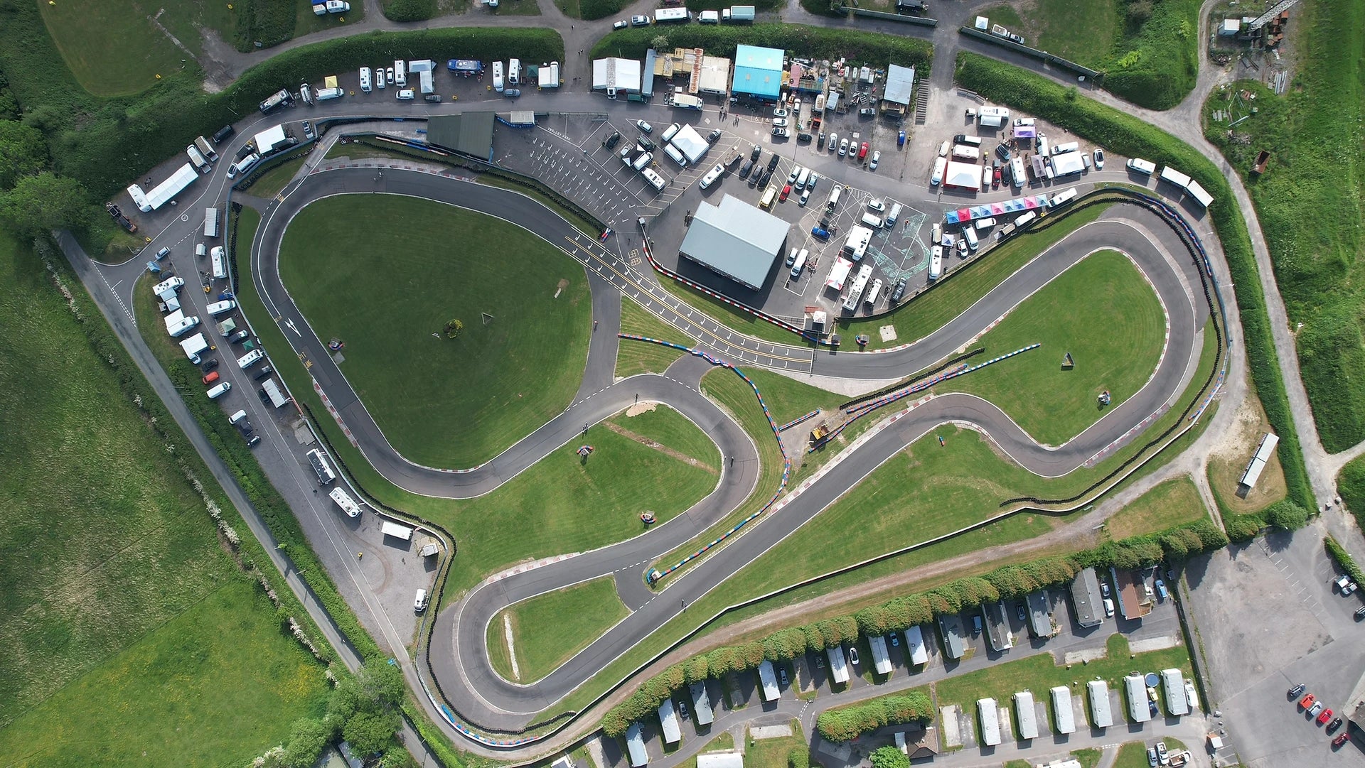 Top Karting Circuits in the UK for Beginners and Enthusiasts: Where Speed Meets Tradition